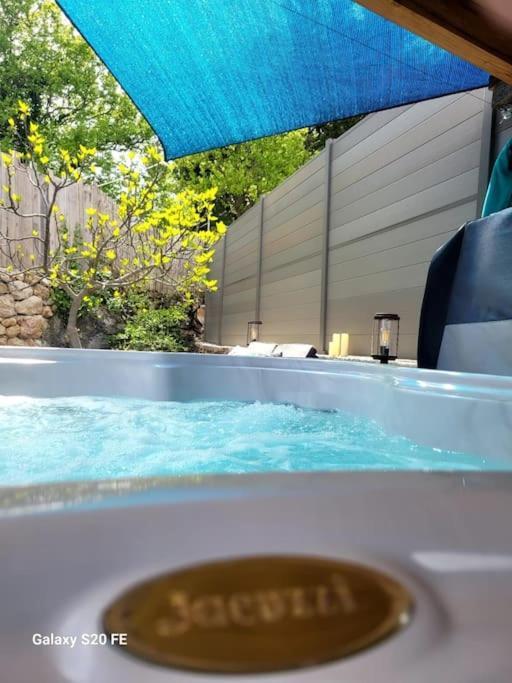 L'Antre Deux Pierres, Romantisme, Jacuzzi Exterieur, Plateau Dinatoire Bouyon Buitenkant foto